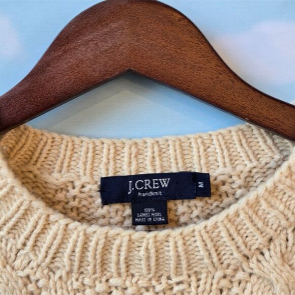 100% Wool Handknit Chunky Sweater, Oversized Medium - Picture 3 of 5